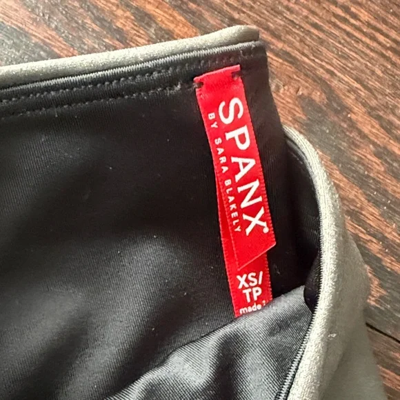 SPANX Kids Metallic Leggings Trio - Black, Blue, Gray